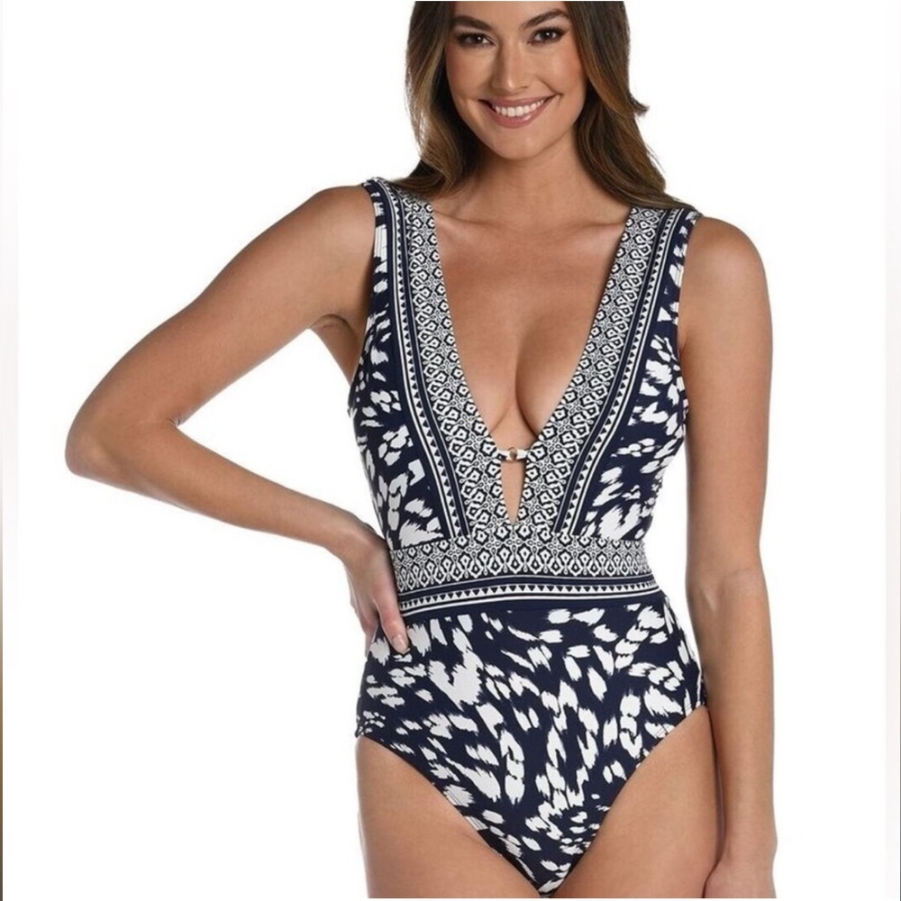NWOT! La Blanca Tides Plunge One Piece swimsuit with tummy control! Sz 6